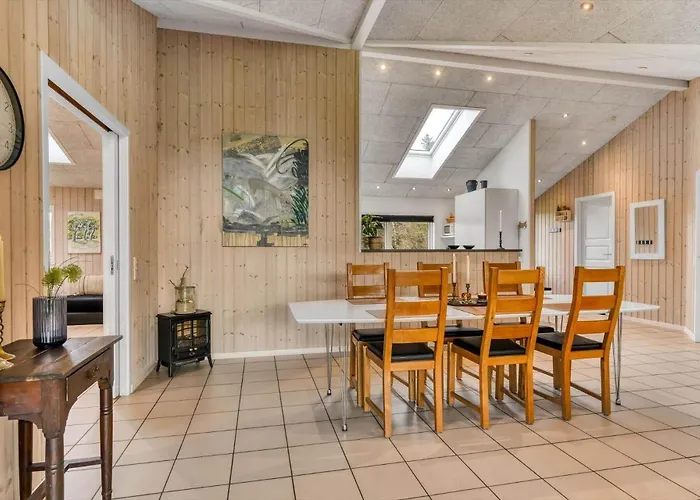 Bv362-blavand-gl-maelkevej-24 Holiday home *