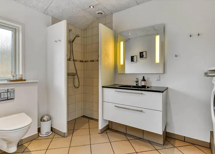 Bv362-blavand-gl-maelkevej-24 * Blavand